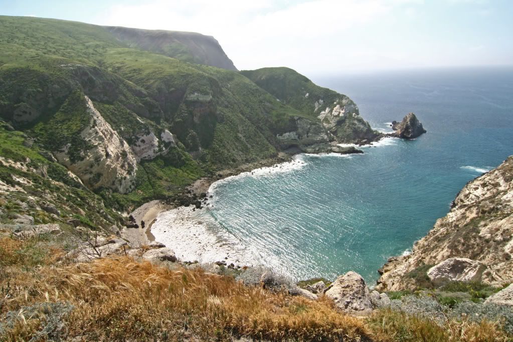 IMAGE: http://i186.photobucket.com/albums/x102/azncarbos/Backpacking%20Santa%20Cruz/IMG_7570.jpg