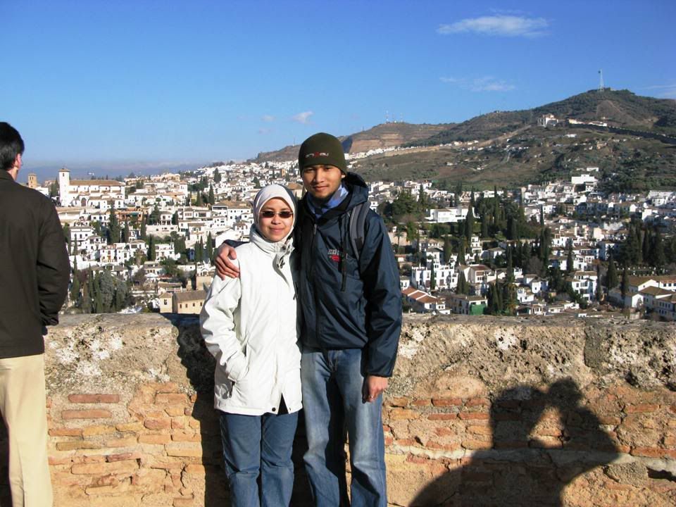 Granada dari Alhambra Kota Granada dari atas Alhambra