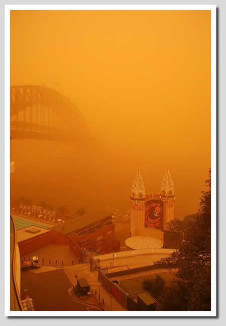 血色黎明 ----- 經歷悉尼70年未遇的沙塵暴