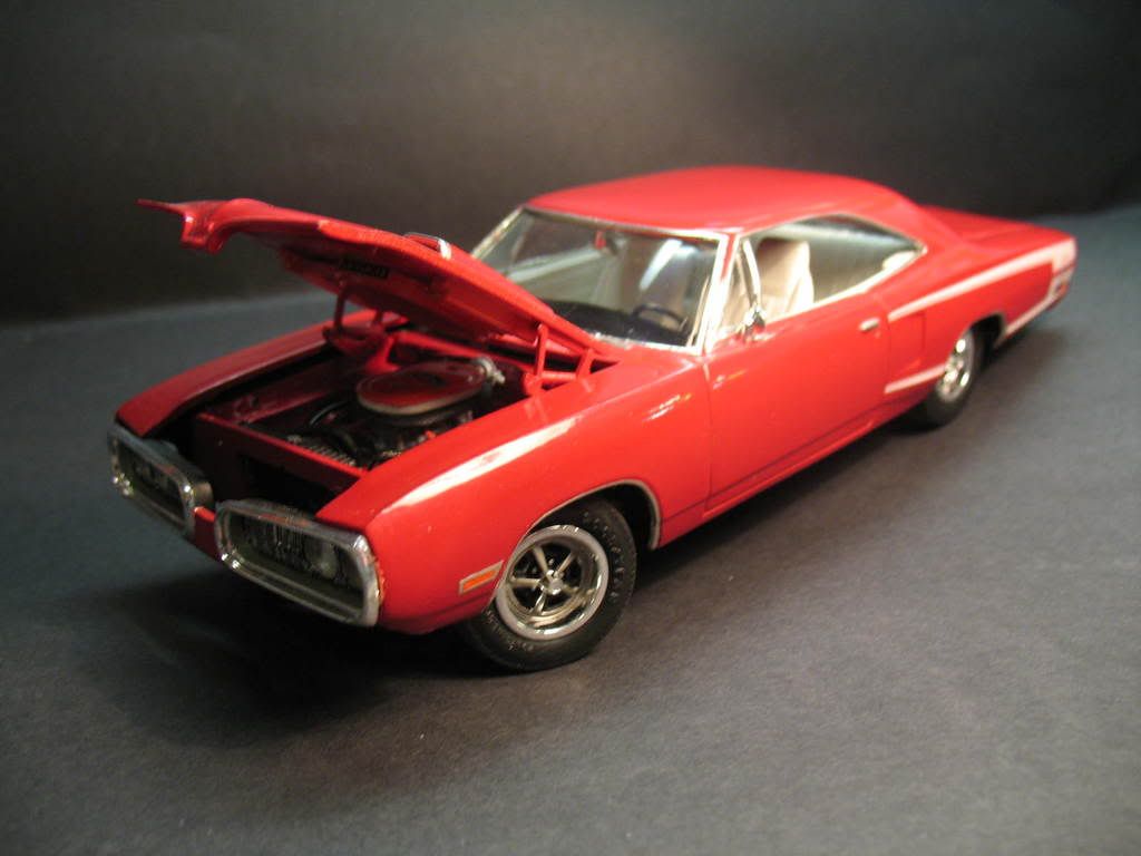 MoparModelsMay2008108.jpg