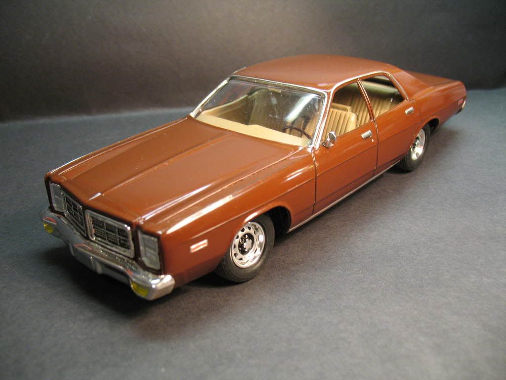 MoparModelsMay2008103.jpg