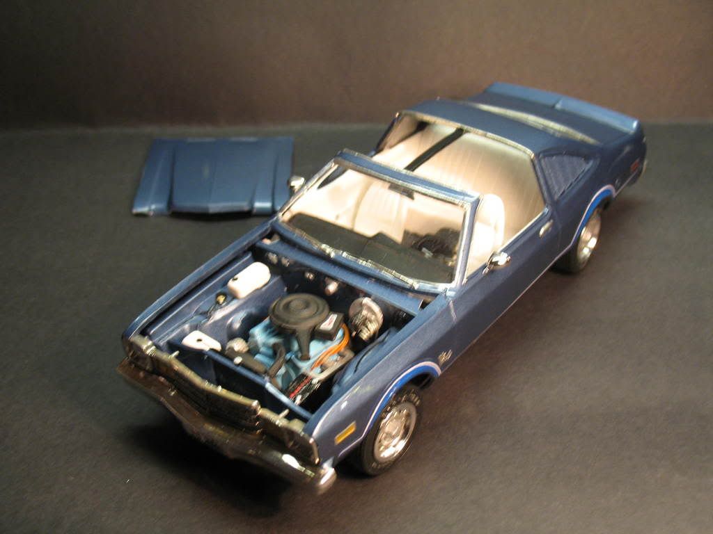 MoparModelsMay2008083.jpg