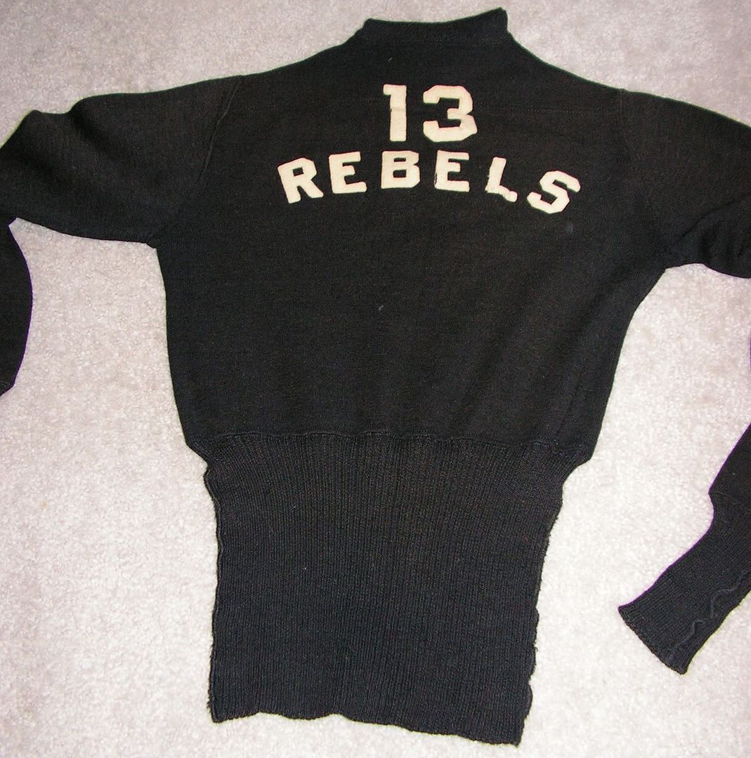 13_rebels_sweater_back1.jpg