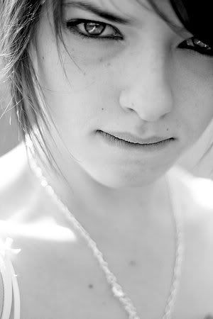 Sparkle_by_untitledhope.jpg