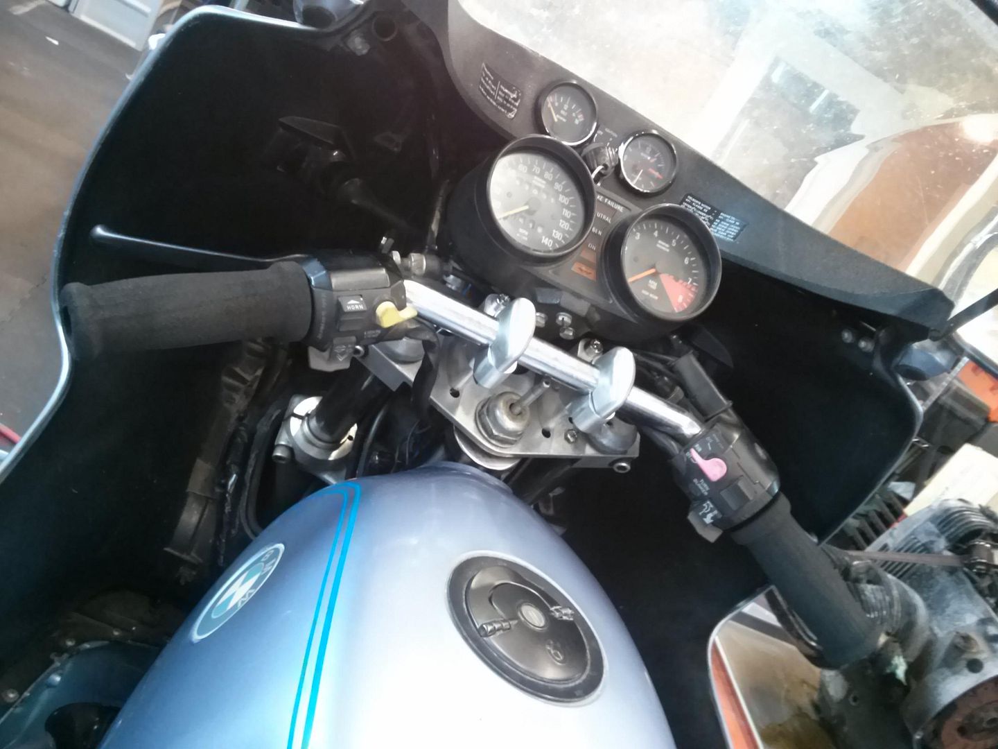 Handlebar risers for airhead Adventure Rider